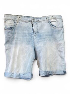 Faded Glory Light Wash Denim Women's Shorts